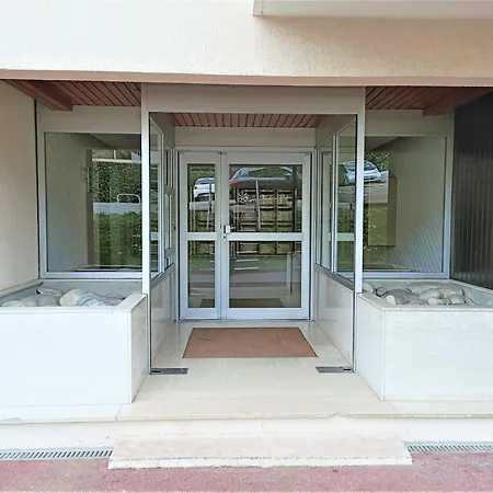 Joli Avec Vue Lac, Parking Et Proche Thermes Chevalley - Fr-1-555-97 Apartmán *